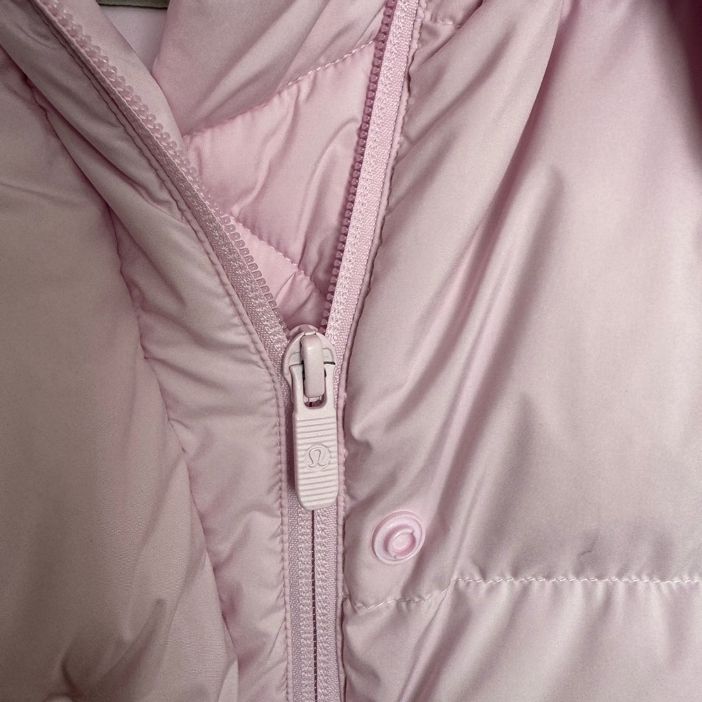 Lululemon Wunder Puff 600-Down-Fill Cropped Vest Size 4 - Picture 4 of 10